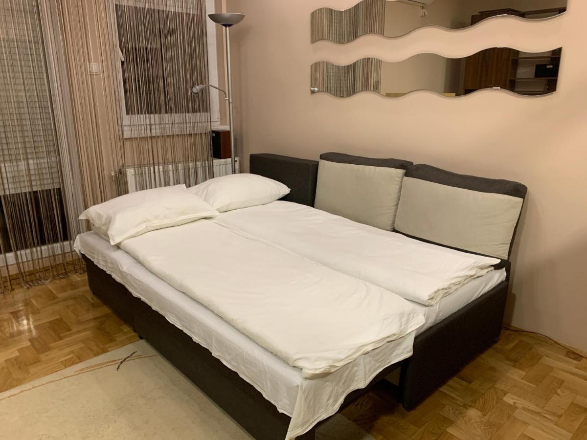 Mila Apartment Novi Sad Exterior photo